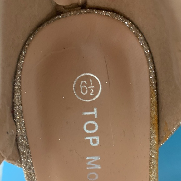 Gold High Heels - Picture 3 of 4